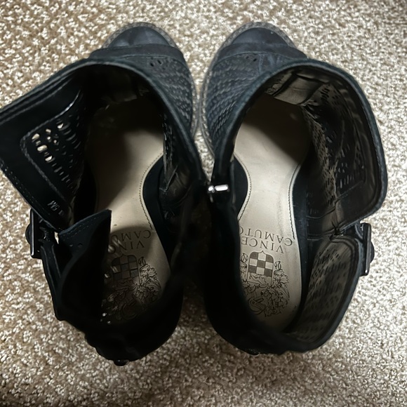 Vince Camuto perforated open toe booties - Picture 2 of 6